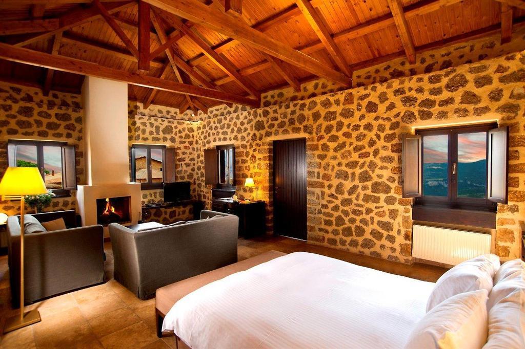 Pliadon Gi Mountain Resort & Spa Kato Sinikia Trikalon Oda fotoğraf